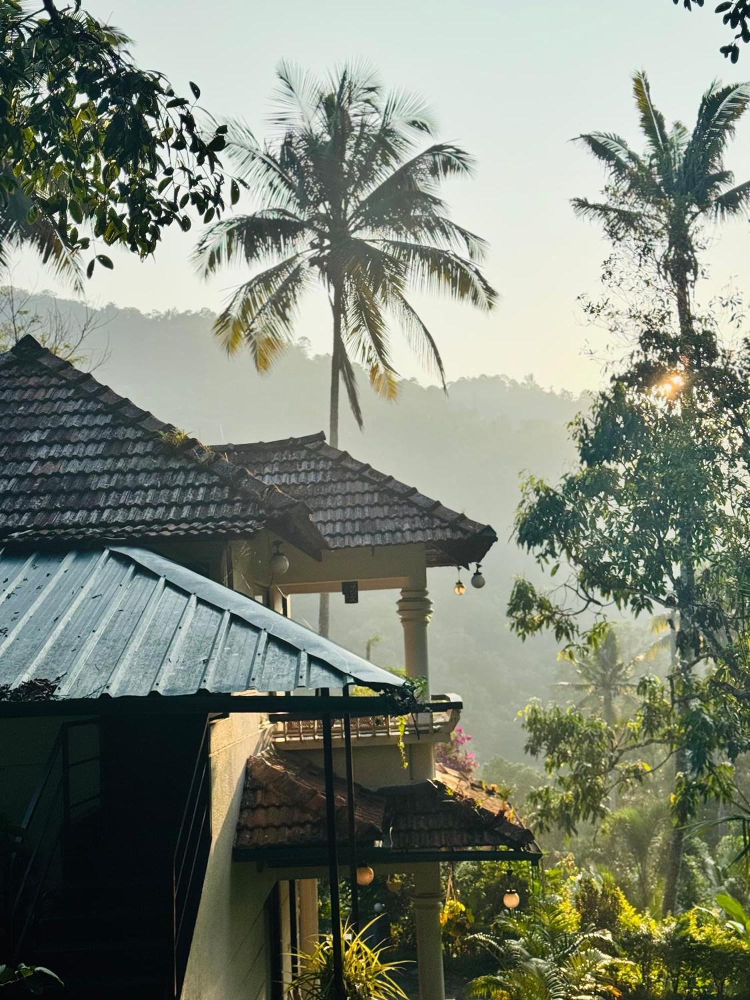 Thoppil Homestay Munnar Exterior foto